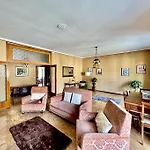 Luxury House Under The Old Town