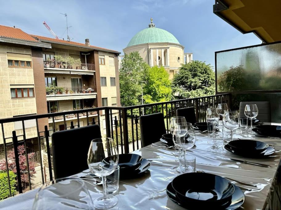 Luxury House Under The Old Town Apartment